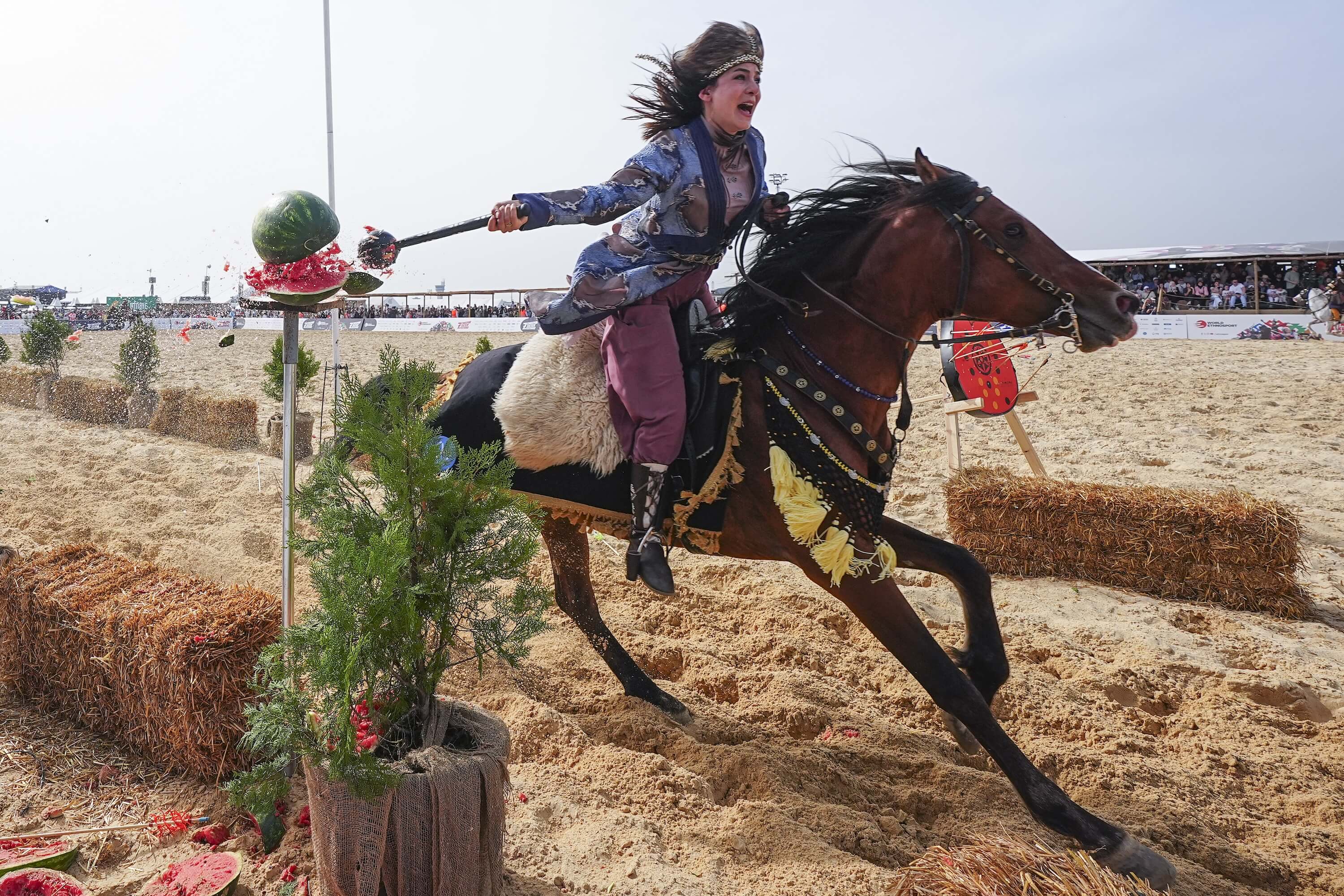 Gelenek ailede başlar